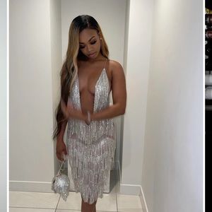 Only wore once for maternity pics, dress is very heavy and nice quality